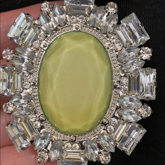 very nice and shinny necklace - Picture 4 of 4